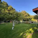 Sunlit Garden - Ruhig Am Wald Nahe Warnow - Fasssauna - Kamin Appartamento