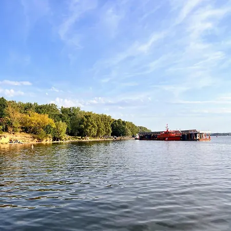 Sunlit Garden - Ruhig Am Wald Nahe Warnow - Kamin Rostock