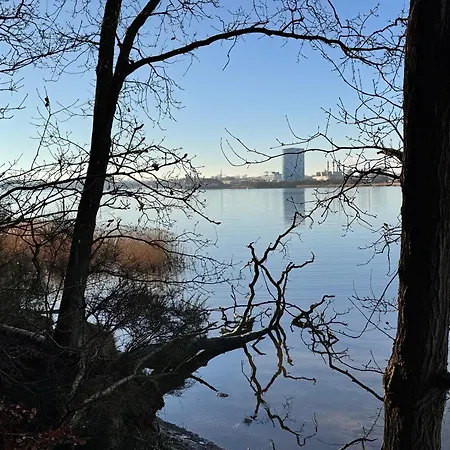 Sunlit Garden - Ruhig Am Wald Nahe Warnow - Kamin Lejlighed *
