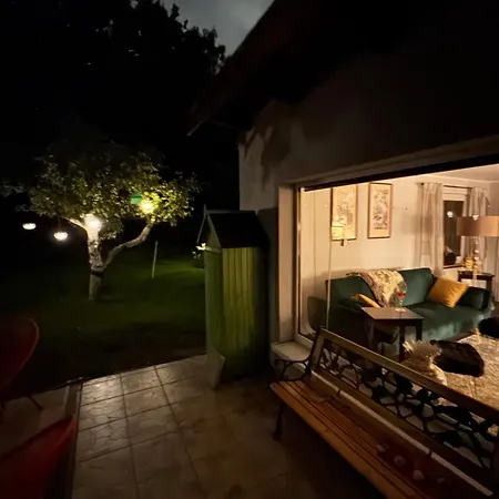 Sunlit Garden - Ruhig Am Wald Nahe Warnow - Kamin Rostock