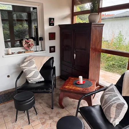 Sunlit Garden - Ruhig Am Wald Nahe Warnow - Kamin *