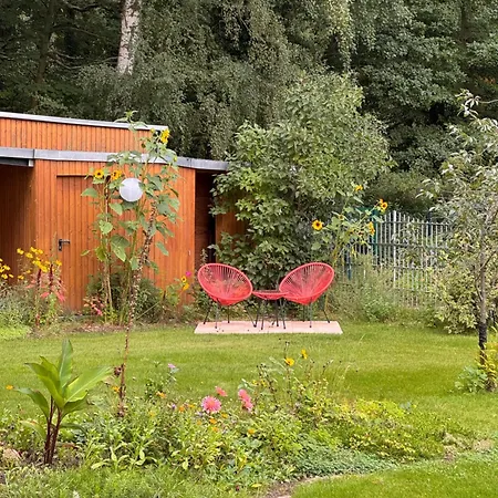 Sunlit Garden - Ruhig Am Wald Nahe Warnow - Kamin