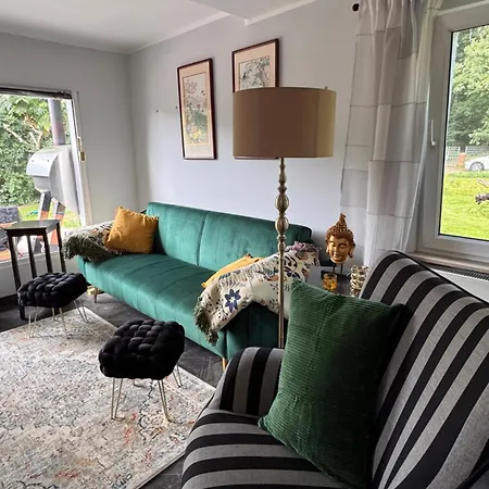 Sunlit Garden - Ruhig Am Wald Nahe Warnow - Kamin Lägenhet *