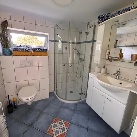 Sunlit Garden - Ruhig Am Wald Nahe Warnow - Kamin Lejlighed *