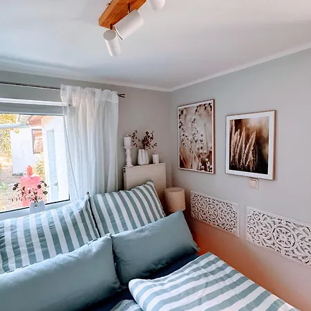 Lägenhet Sunlit Garden - Ruhig Am Wald Nahe Warnow - Kamin *