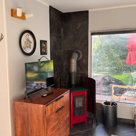 Appartement Sunlit Garden - Ruhig Am Wald Nahe Warnow - Inklusive Fasssauna - Kamin Rostock