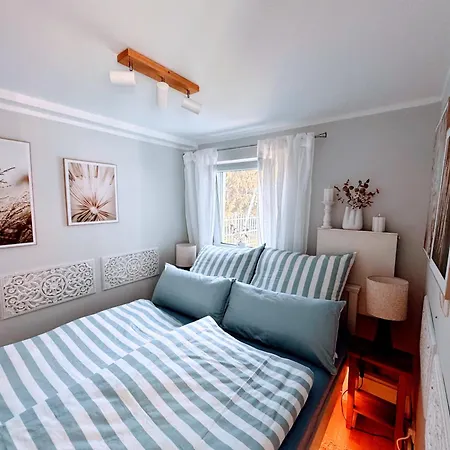 Sunlit Garden - Ruhig Am Wald Nahe Warnow - Kamin Lejlighed Rostock